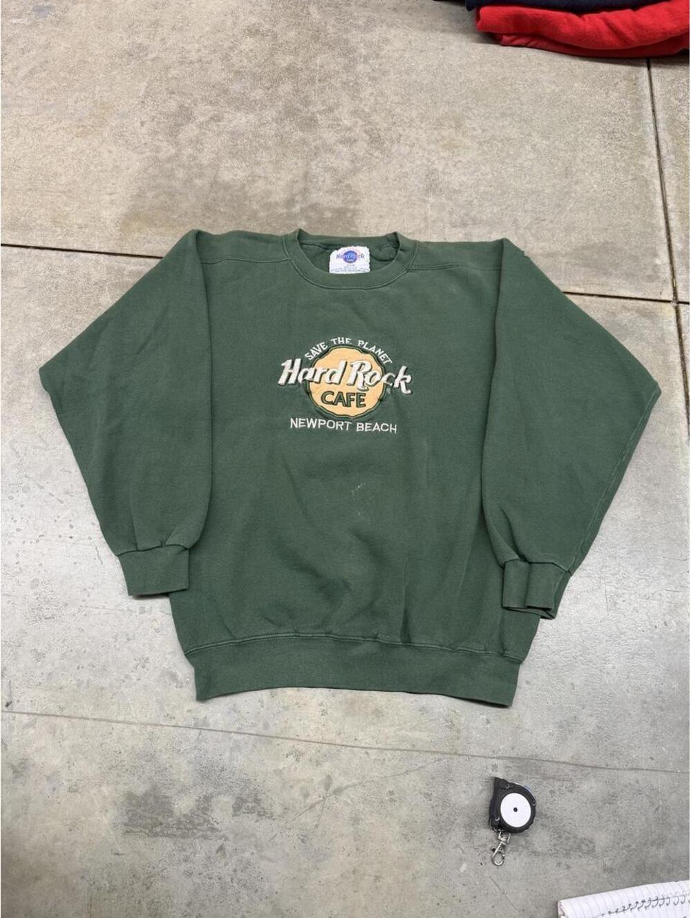 vintage hard rock cafe newport beach made in usa green destination crewneck